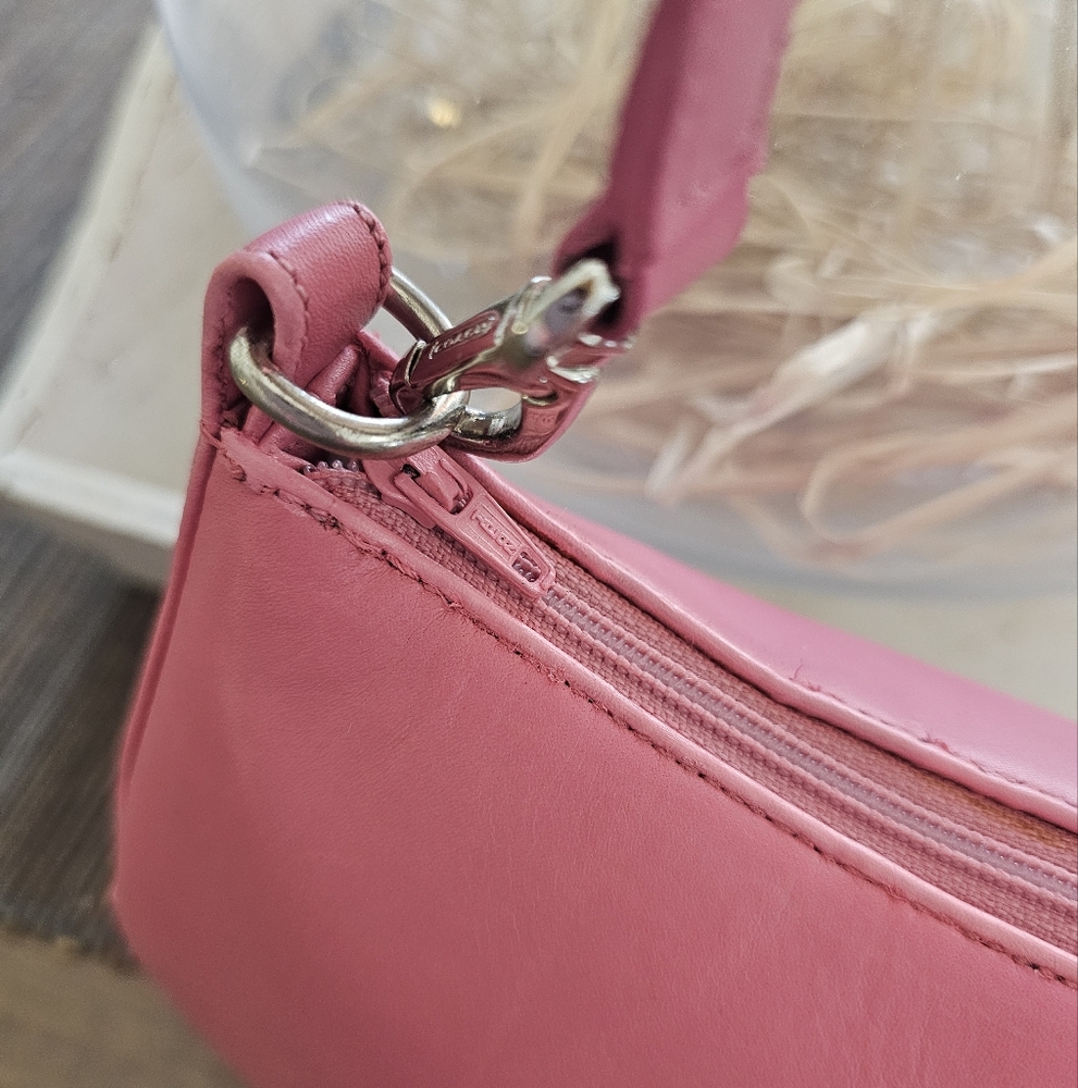 Vintage Coach Pearlized Nappa Leather Demi Shoulder Bag 8167 ( Pink ) - Picture 15 of 15